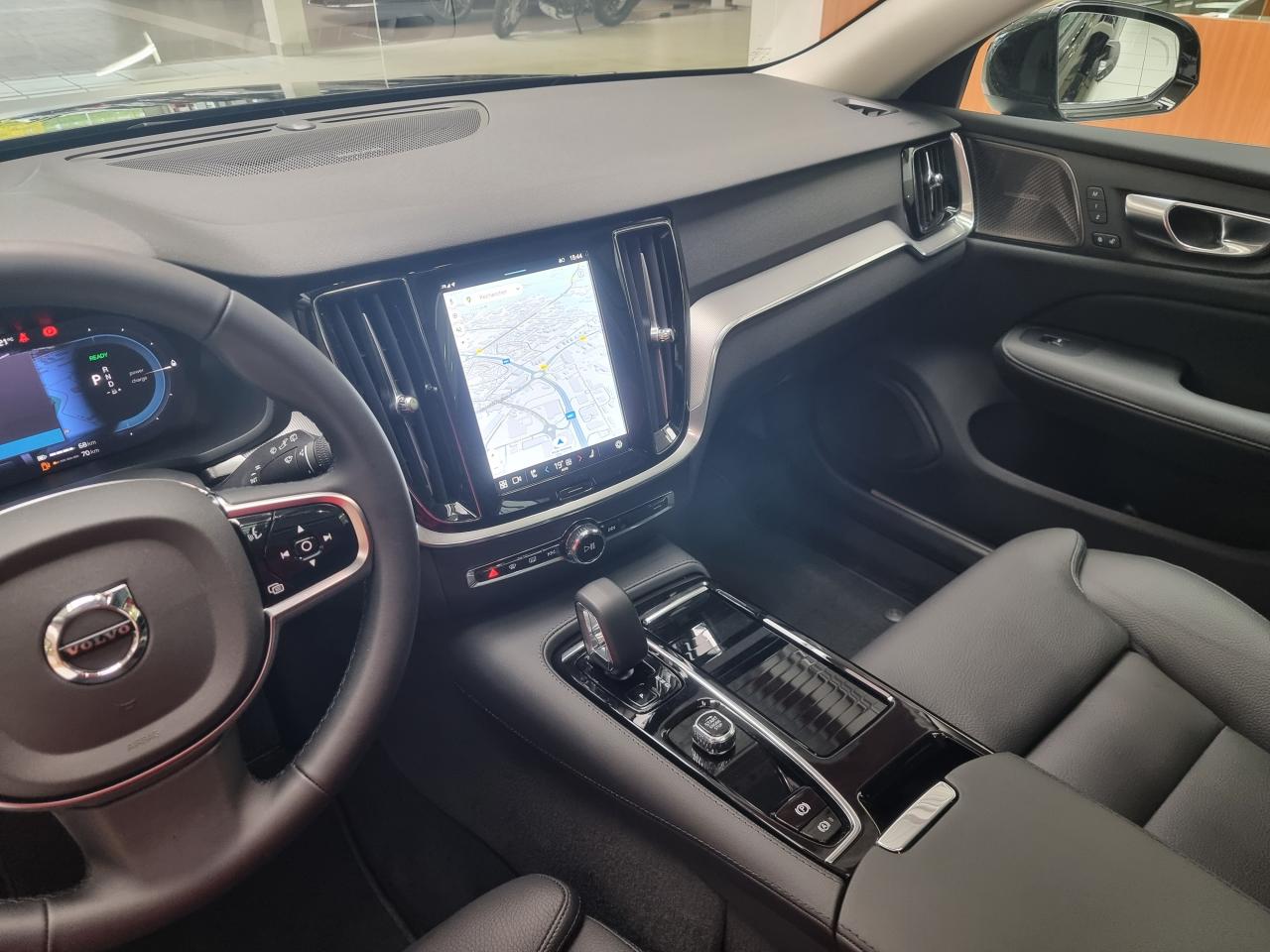 0679-0003068_p68 - VOLVO - V 60 - 2024 - photo 6