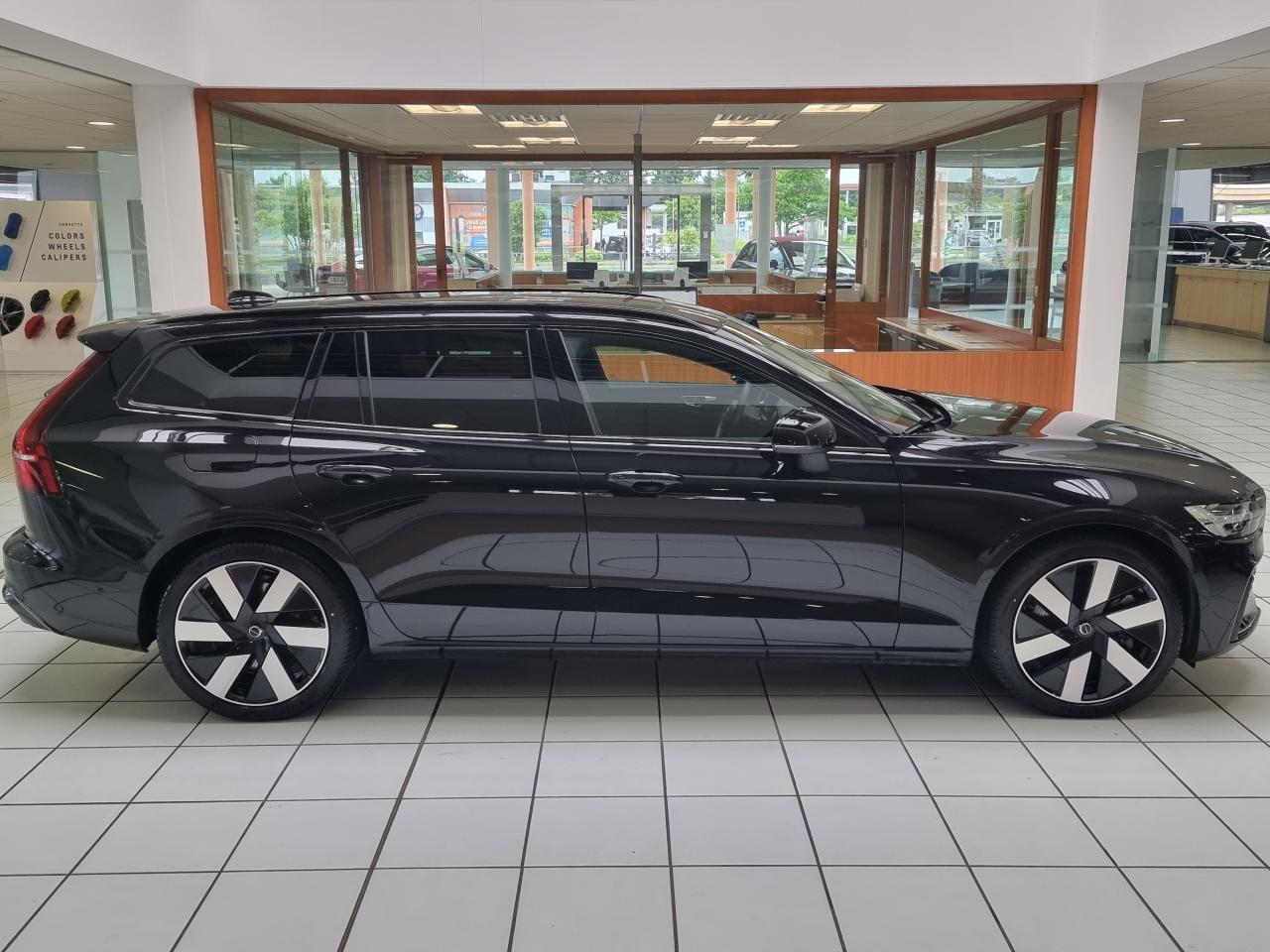 0679-0003068_p68 - VOLVO - V 60 - 2024 - photo 35