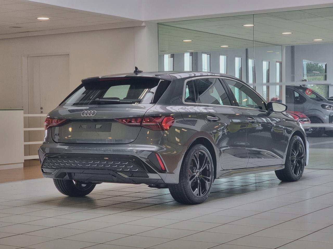 0679-0003071_p68 - AUDI - A3 - 2025 - photo 2