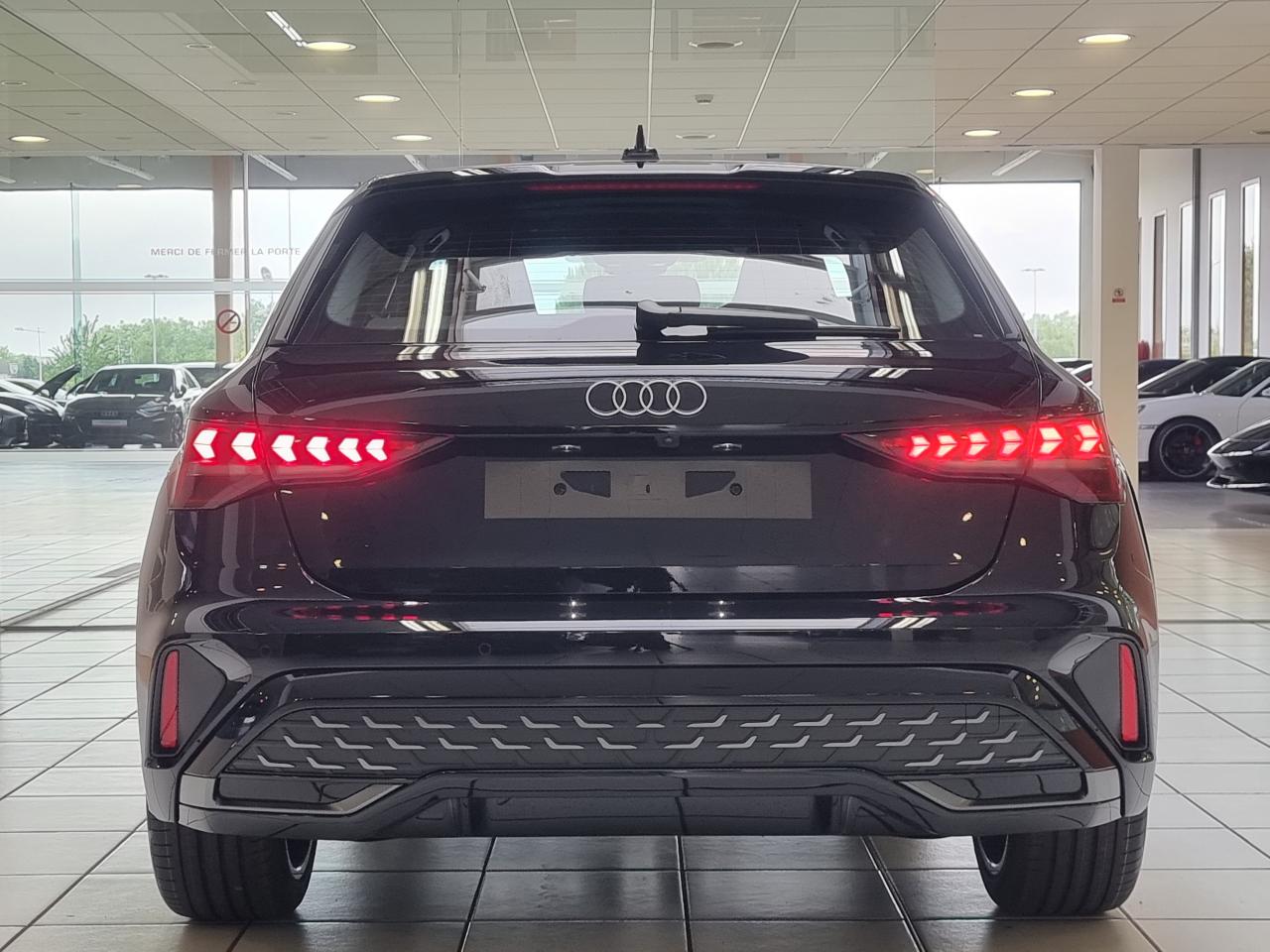 0679-0003074_p68 - AUDI - A3 - 2025 - photo 29