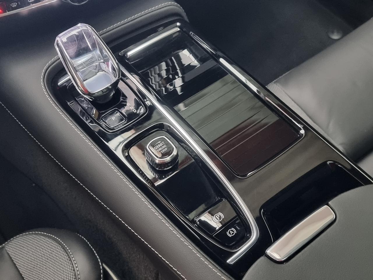 0679-0003130_p68 - VOLVO - V 60 - 2025 - photo 21