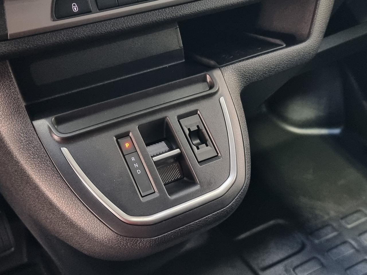 0679-0003138_p68 - PEUGEOT - EXPERT - 2025 - photo 18