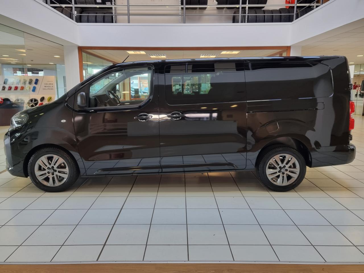 0679-0003138_p68 - PEUGEOT - EXPERT - 2025 - photo 29