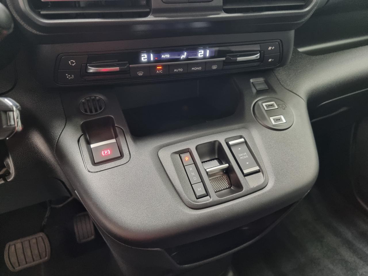 0679-0003143_p68 - CITROEN - BERLINGO - 2026 - photo 17