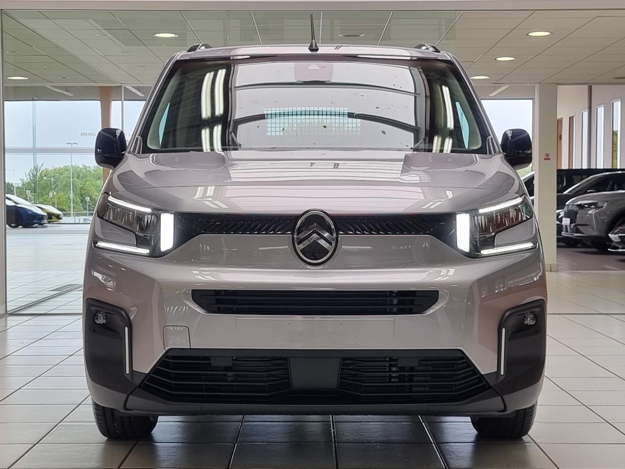 0679-0003163_p68 - CITROEN - BERLINGO - 2026 - photo 22