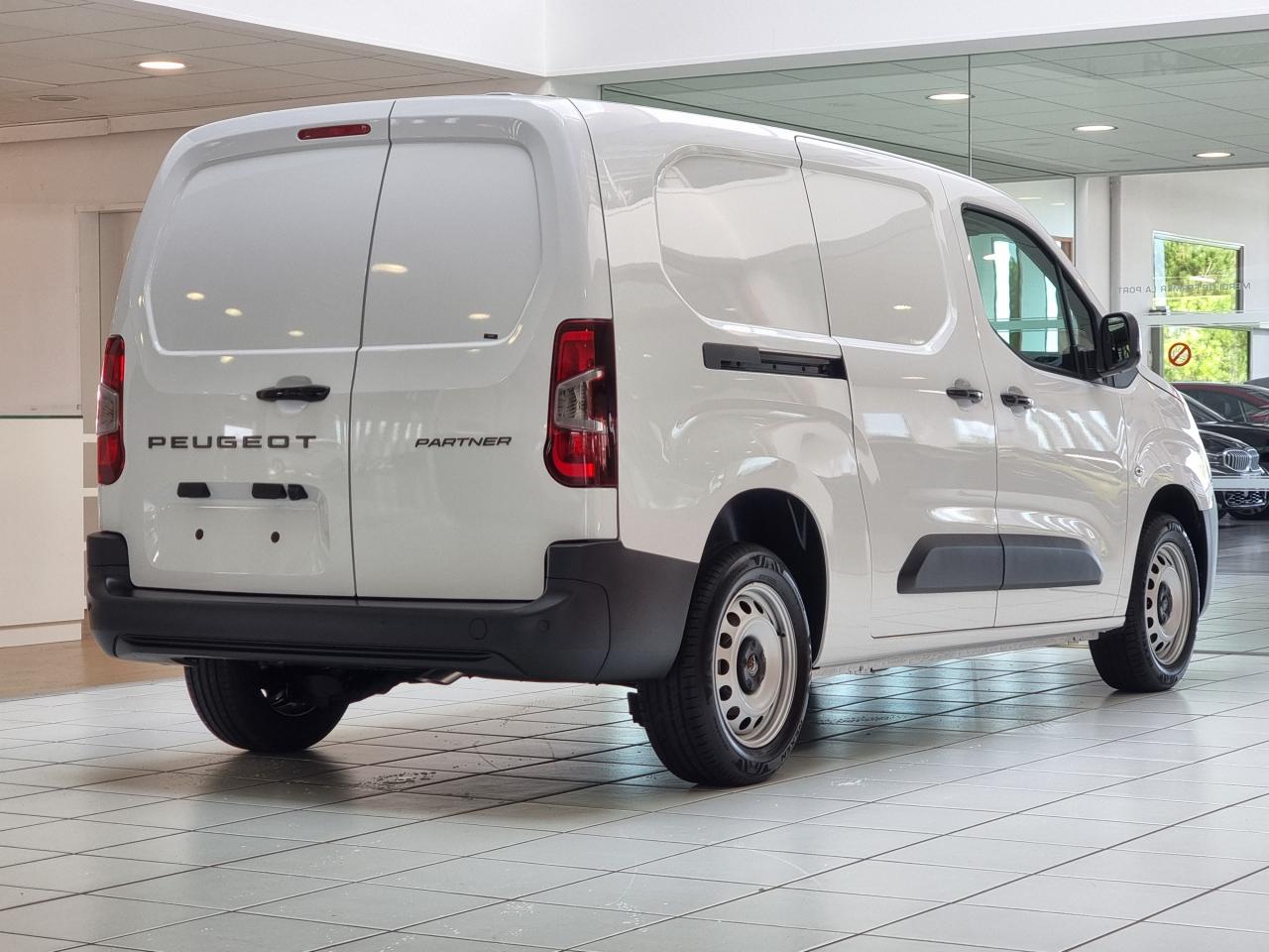 0679-0003177_p68 - PEUGEOT - PARTNER - 2025 - photo 2