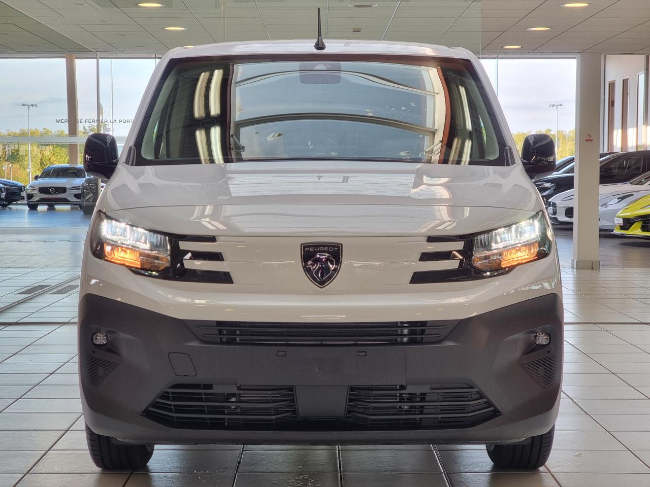 0679-0003177_p68 - PEUGEOT - PARTNER - 2025 - photo 3