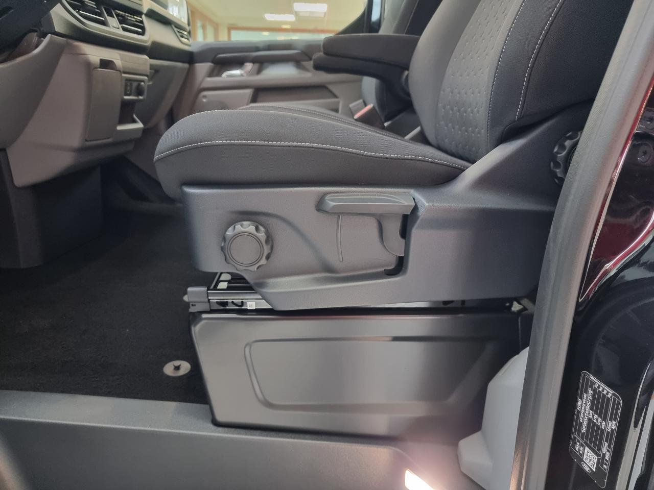 0679-0003189_p68 - FORD - TRANSIT - 2025 - photo 16