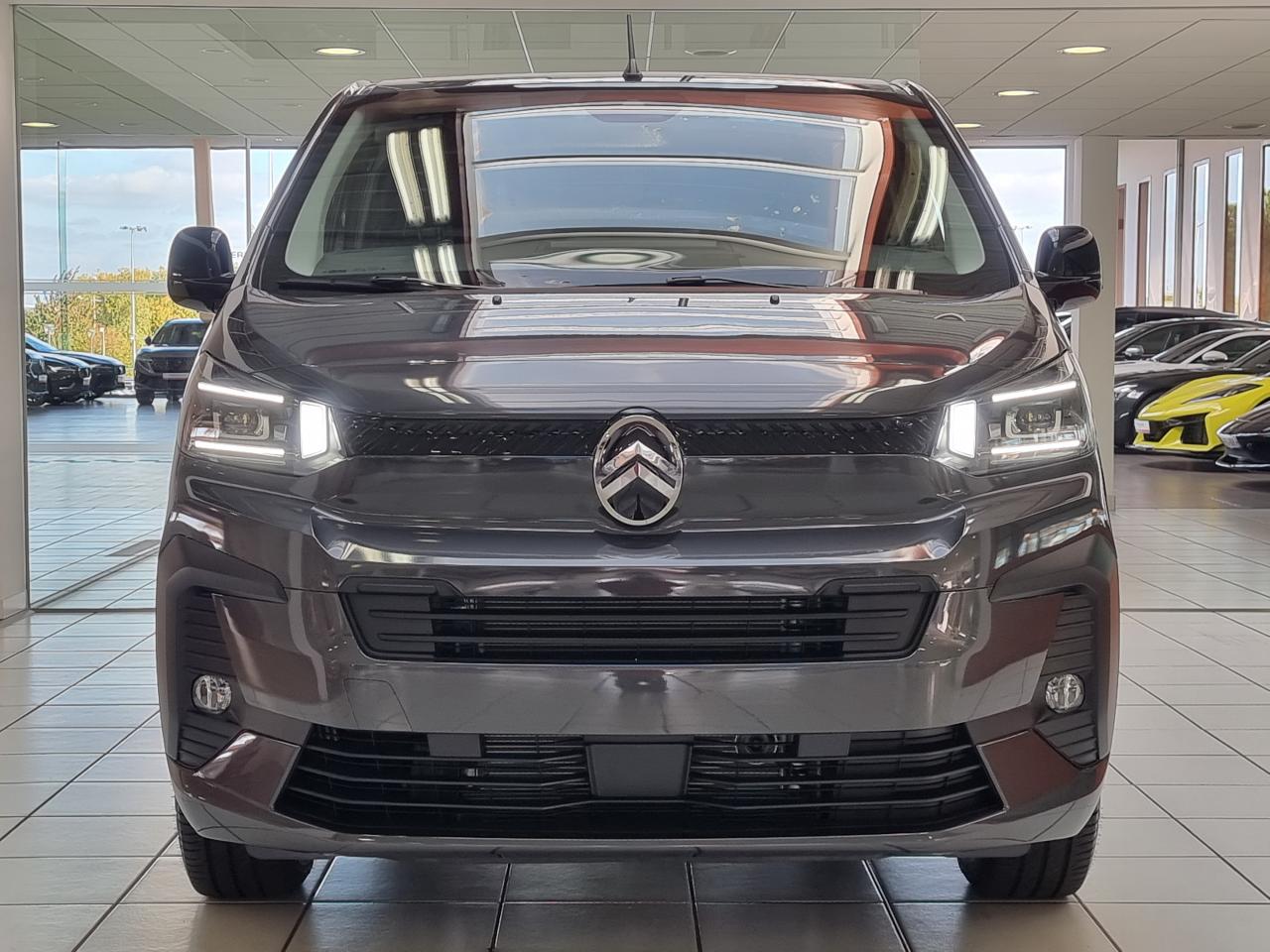 0679-0003194_p68 - CITROEN - JUMPY - 2025 - photo 3