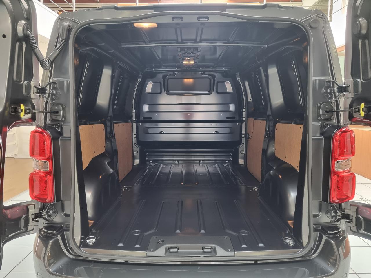 0679-0003194_p68 - CITROEN - JUMPY - 2025 - photo 13
