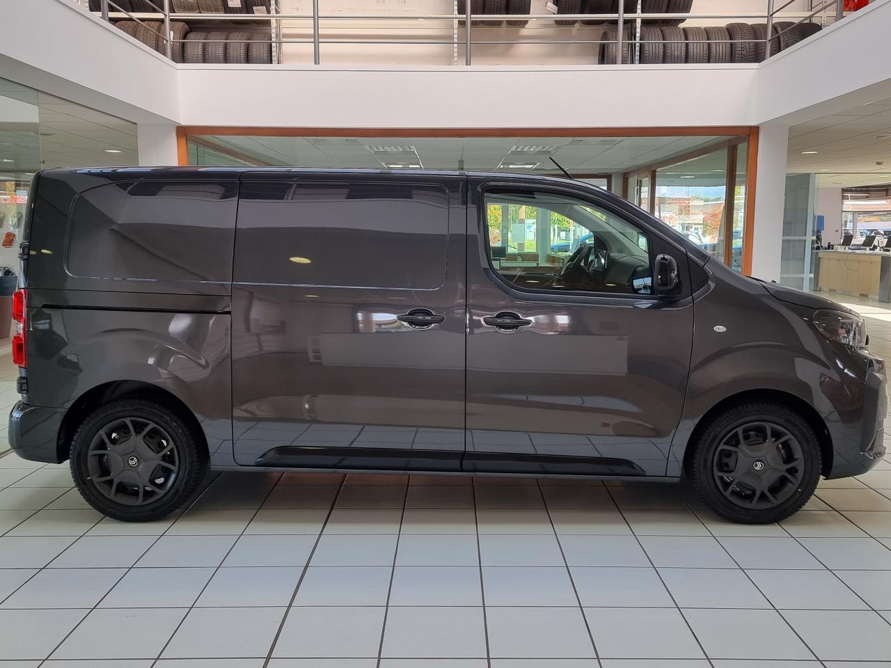 0679-0003194_p68 - CITROEN - JUMPY - 2025 - photo 23