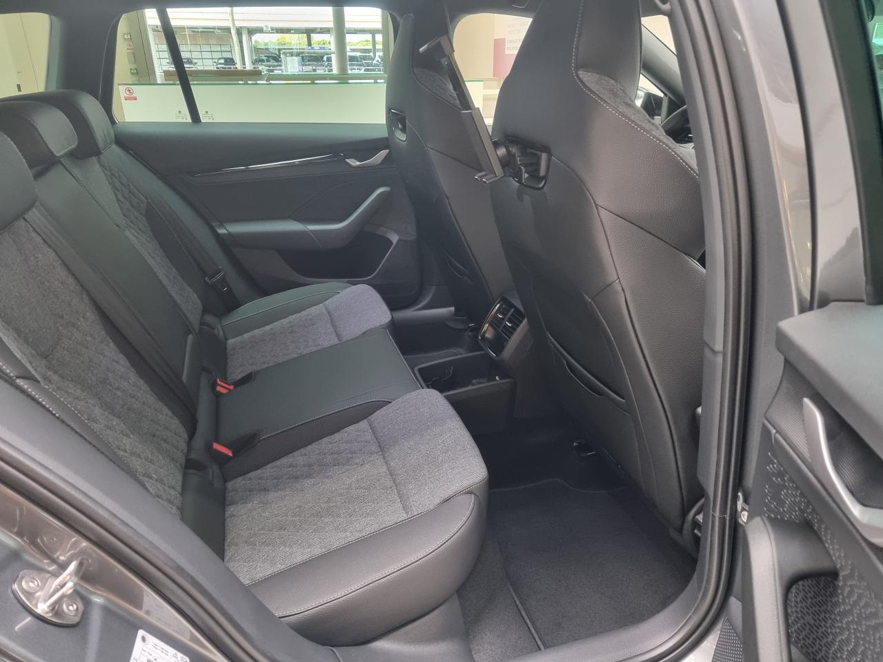 0679-0003220_p68 - SKODA - OCTAVIA - 2025 - photo 28