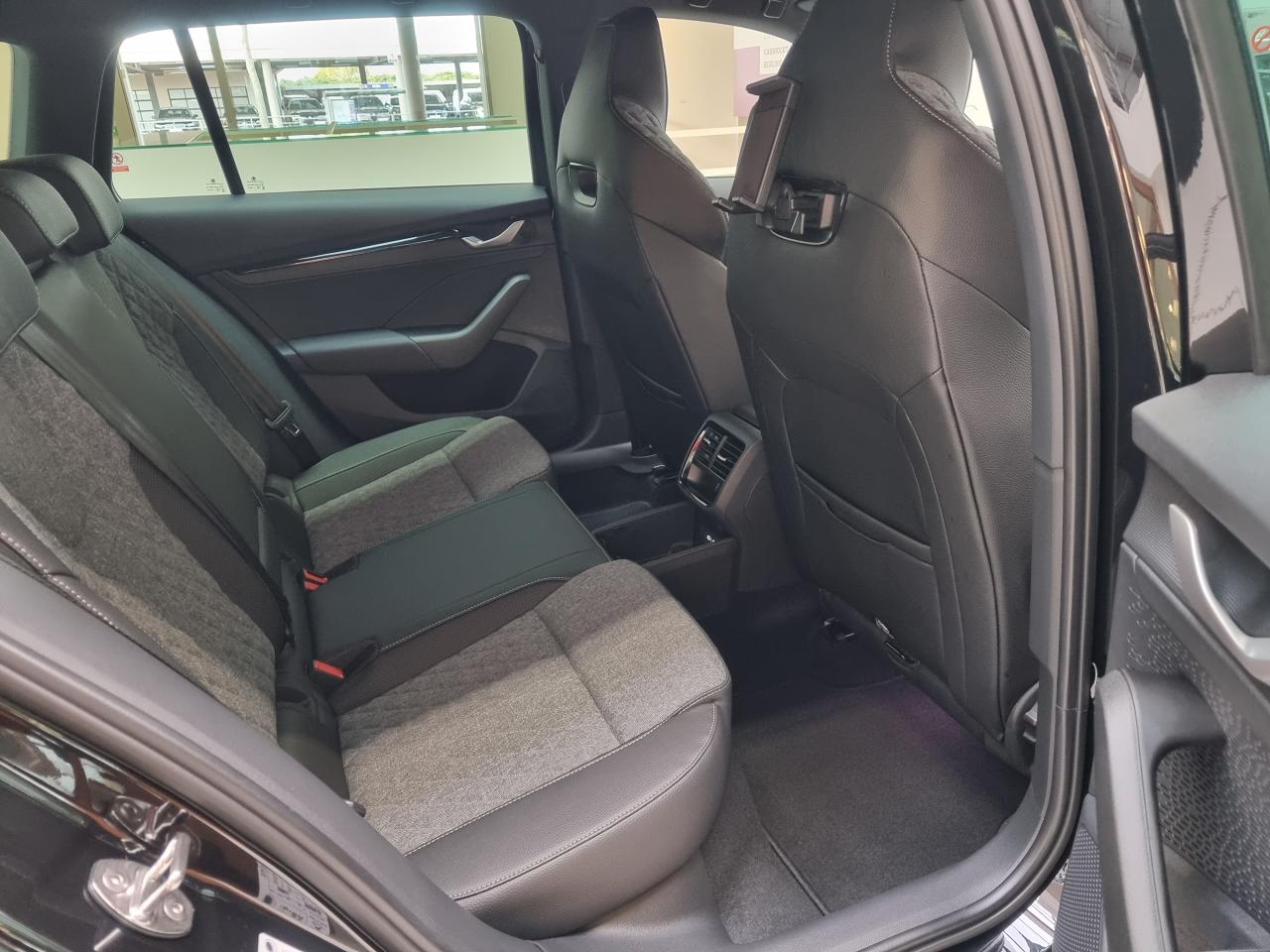 0679-0003222_p68 - SKODA - OCTAVIA - 2025 - photo 28