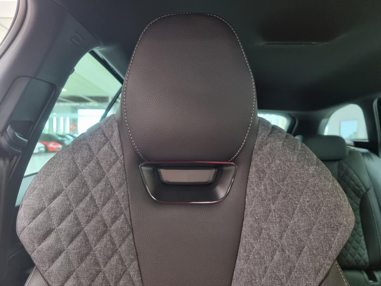 0679-0003222_p68 - SKODA - OCTAVIA - 2025 - photo 16