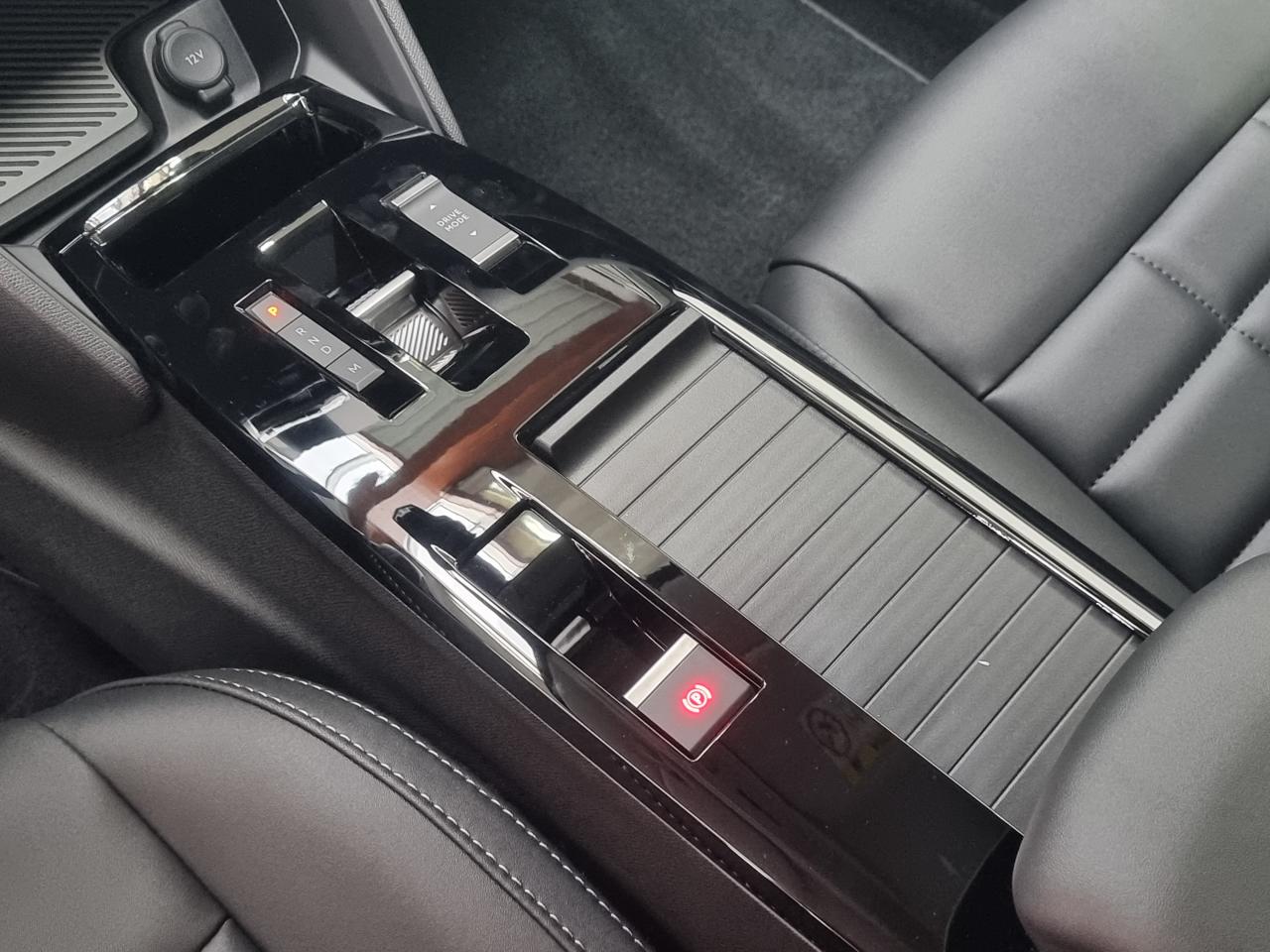 0679-0003235_p68 - CITROEN - C4 - 2025 - photo 19