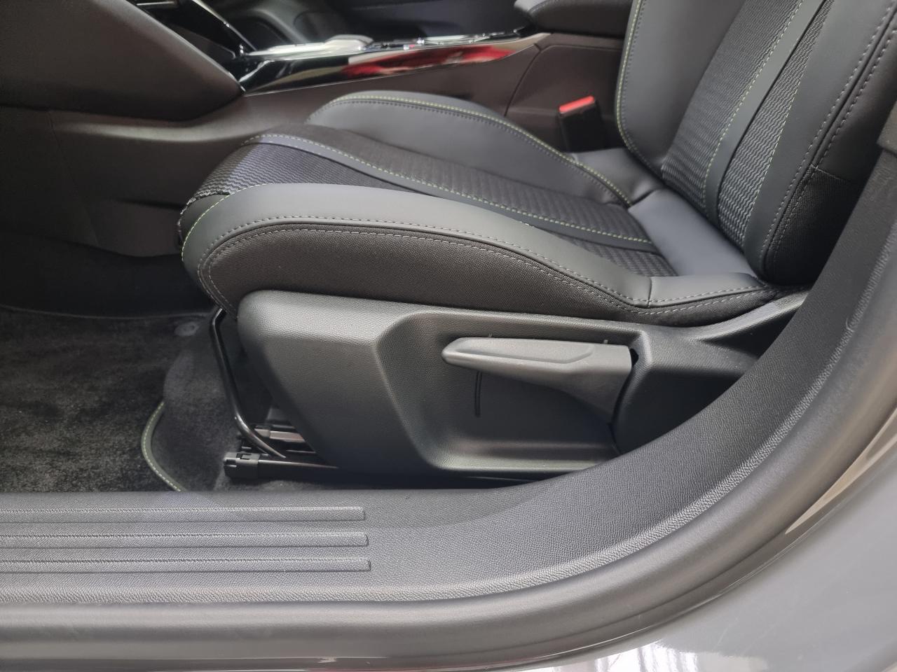 0679-0003237_p68 - PEUGEOT - 2008 - 2025 - photo 16