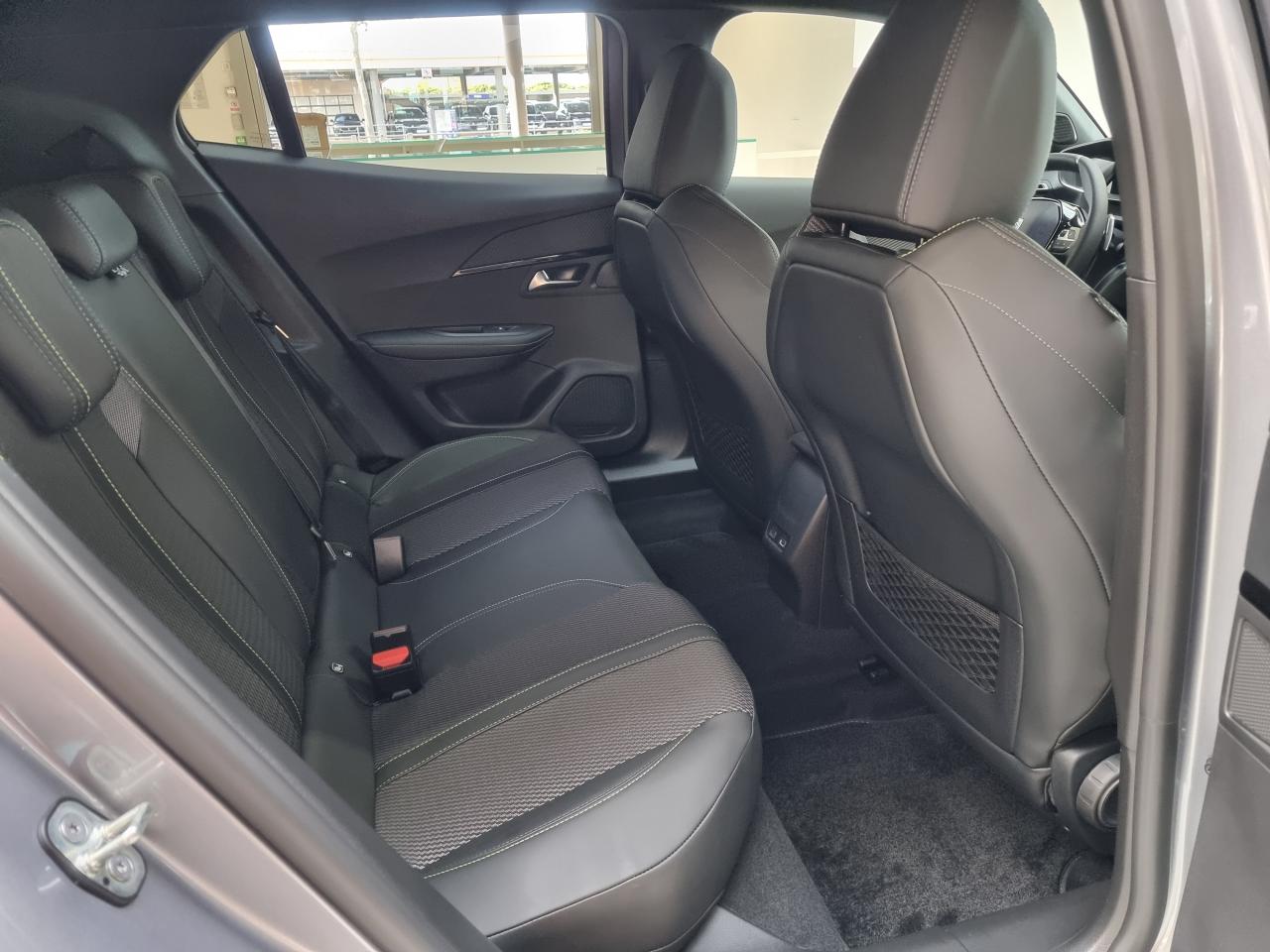 0679-0003239_p68 - PEUGEOT - 2008 - 2025 - photo 25