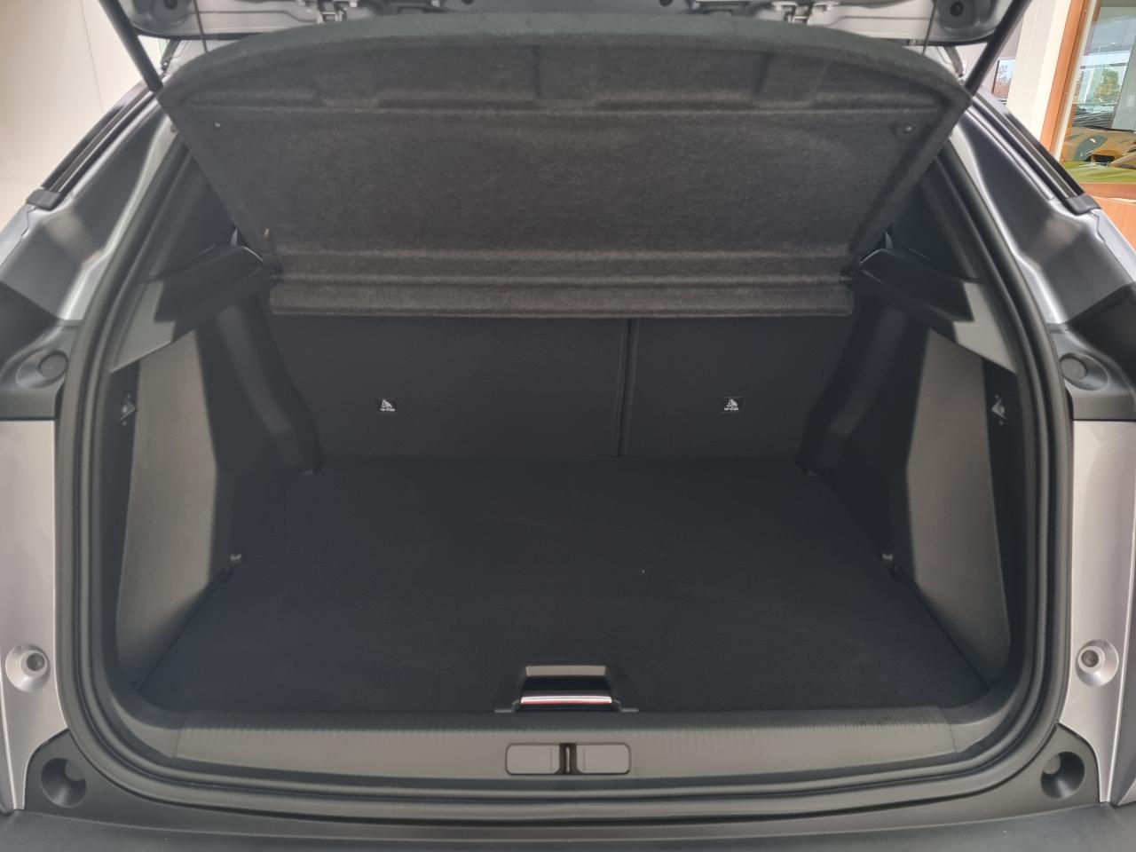 0679-0003240_p68 - PEUGEOT - 2008 - 2025 - photo 13