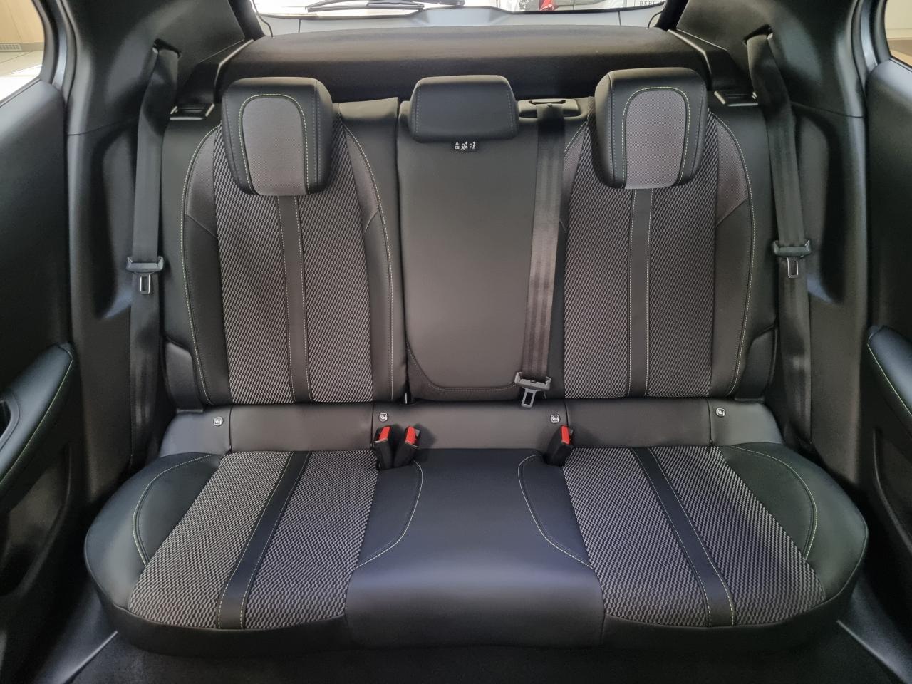 0679-0003240_p68 - PEUGEOT - 2008 - 2025 - photo 12