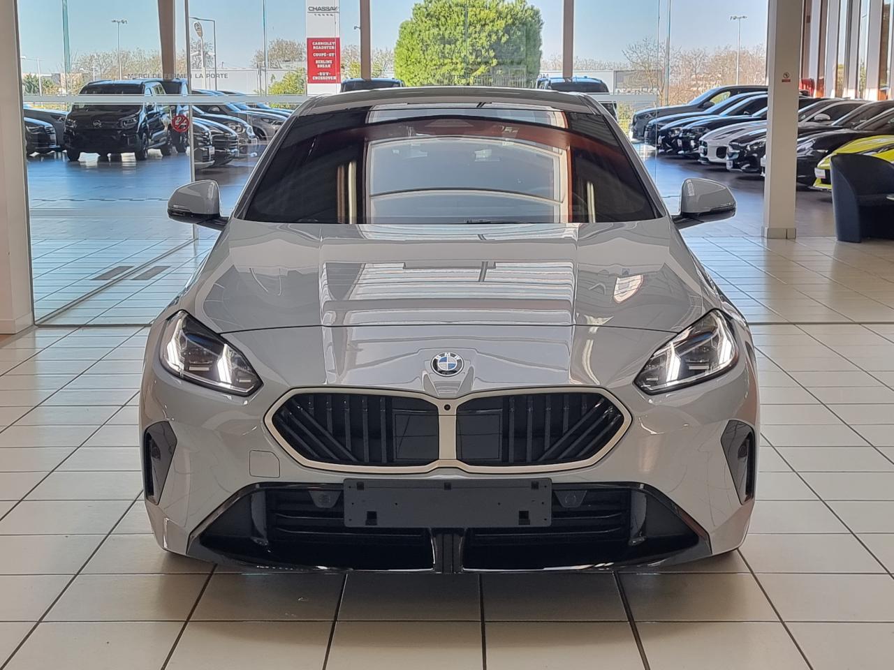 0679-0003262_p68 - BMW - SERIE 1 - 2025 - photo 22