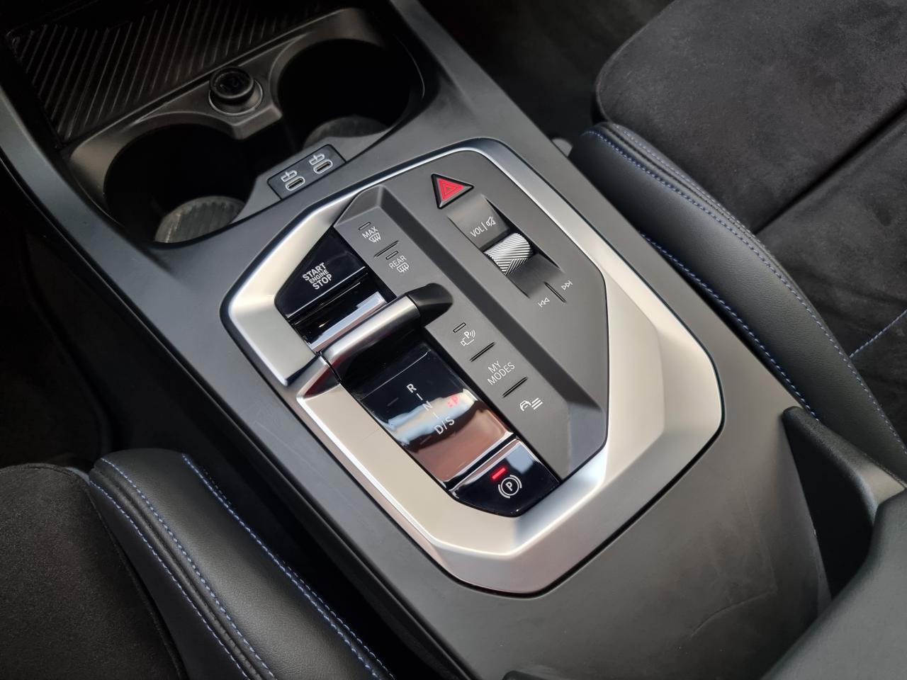 0679-0003262_p68 - BMW - SERIE 1 - 2025 - photo 16