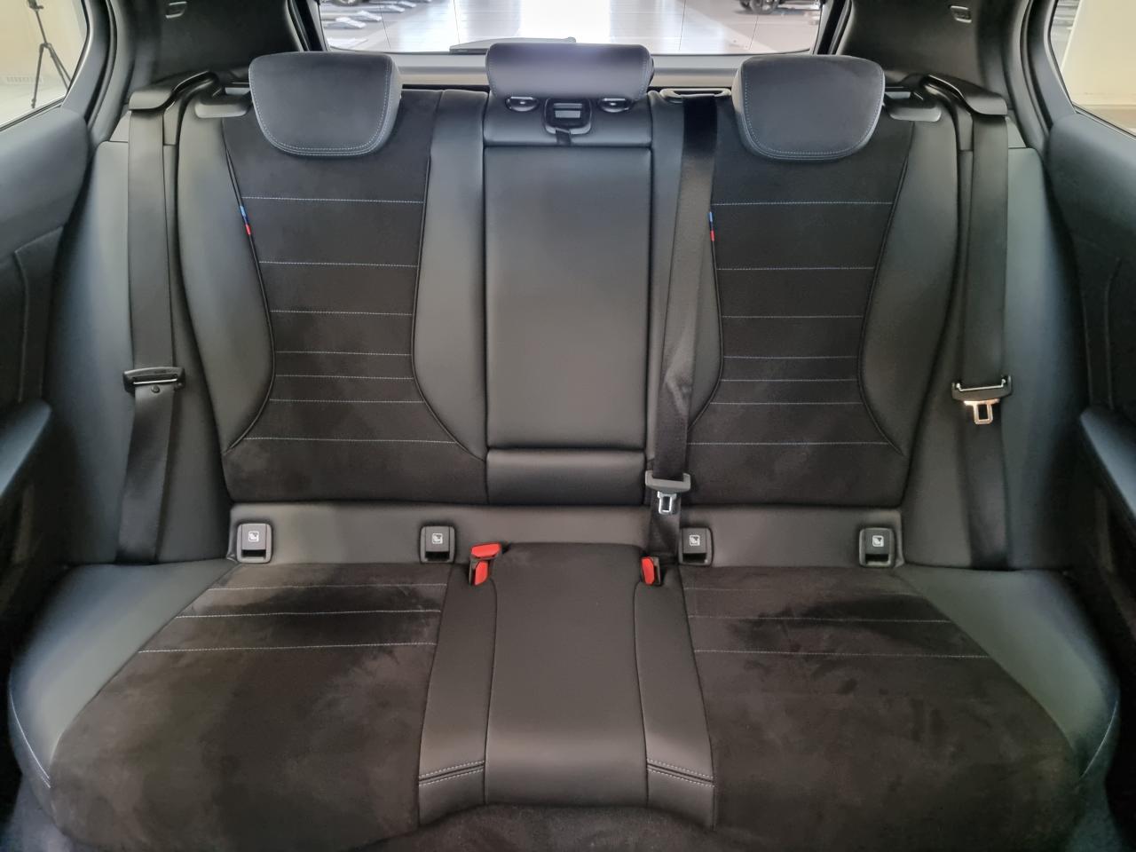 0679-0003262_p68 - BMW - SERIE 1 - 2025 - photo 11