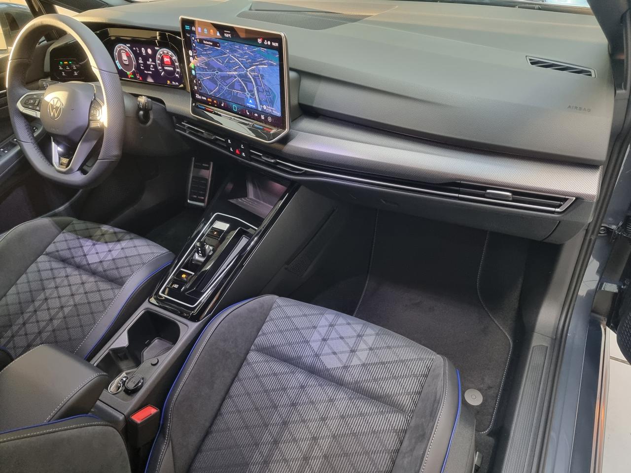 0679-0003269_p68 - VOLKSWAGEN - GOLF - 2026 - photo 5