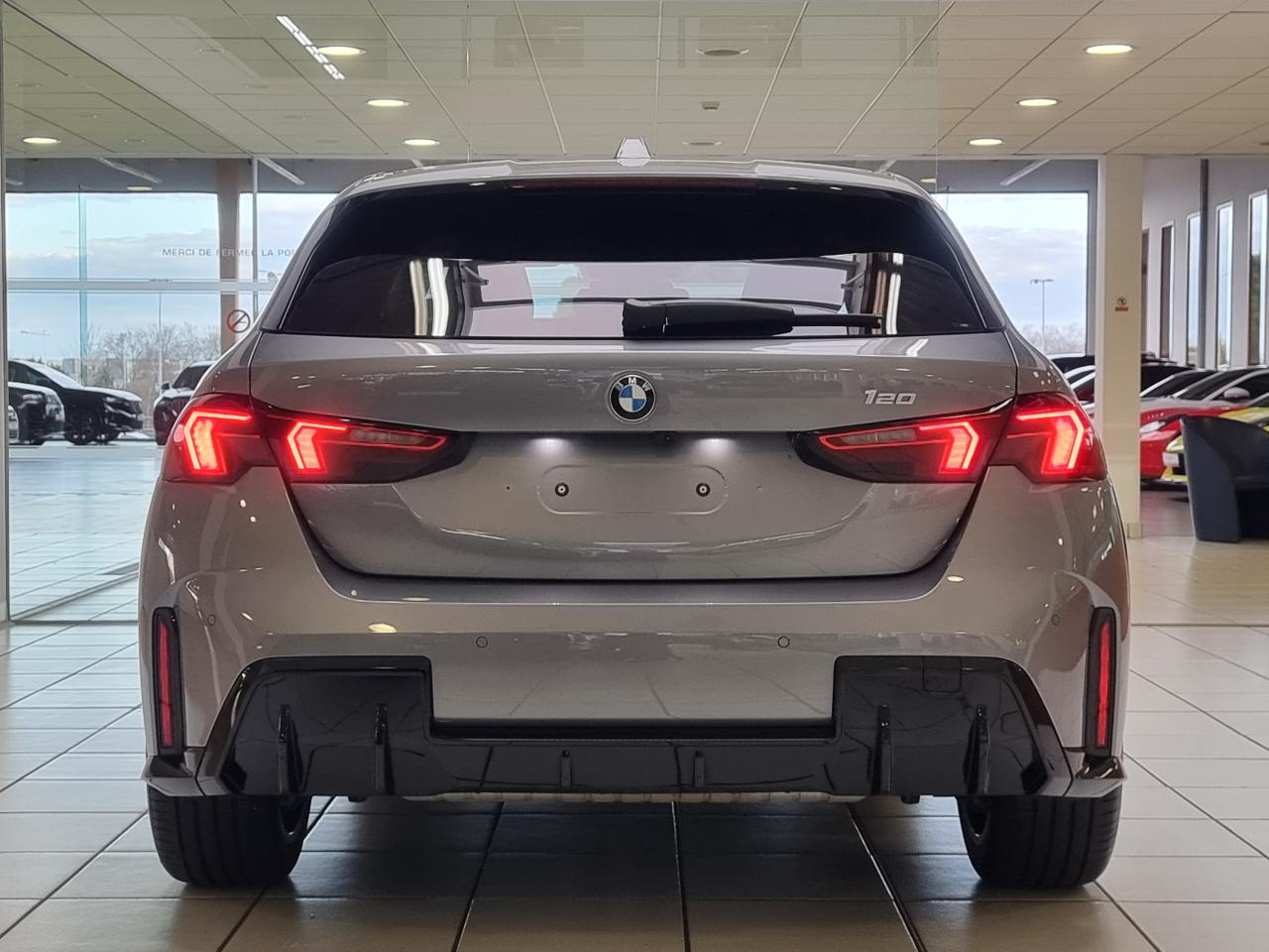 0679-0003283_p68 - BMW - SERIE 1 - 2025 - photo 4