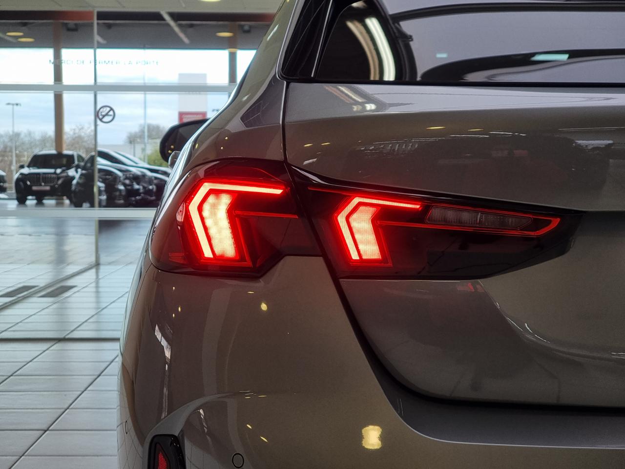 0679-0003283_p68 - BMW - SERIE 1 - 2025 - photo 9