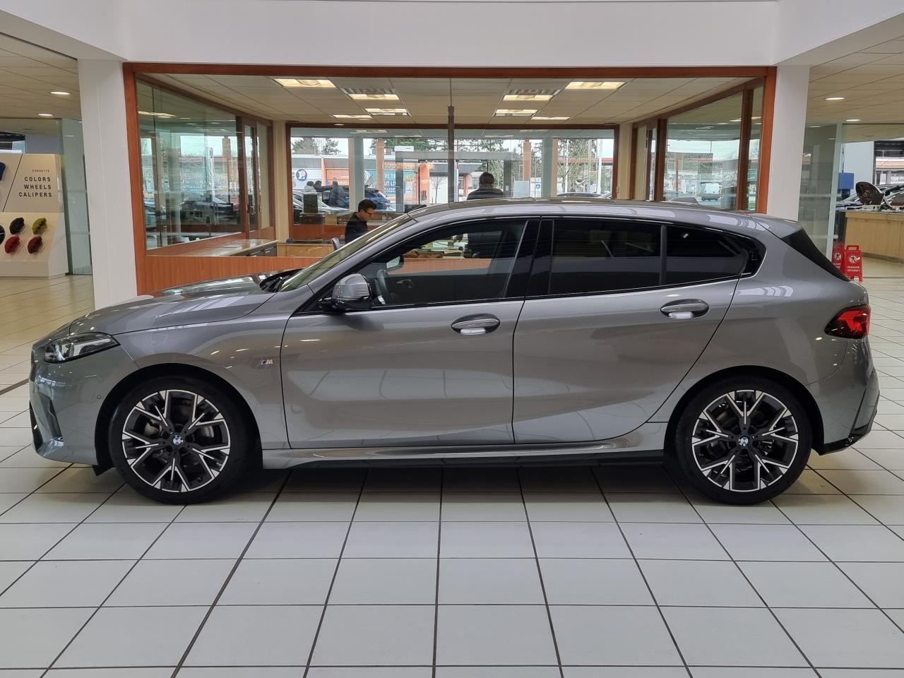 0679-0003283_p68 - BMW - SERIE 1 - 2025 - photo 32