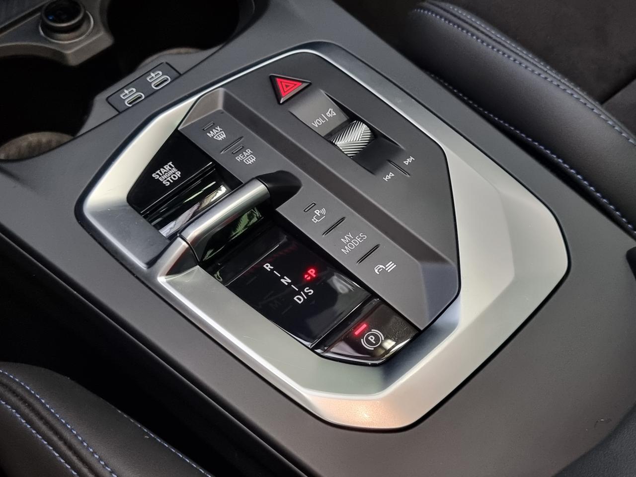 0679-0003283_p68 - BMW - SERIE 1 - 2025 - photo 19