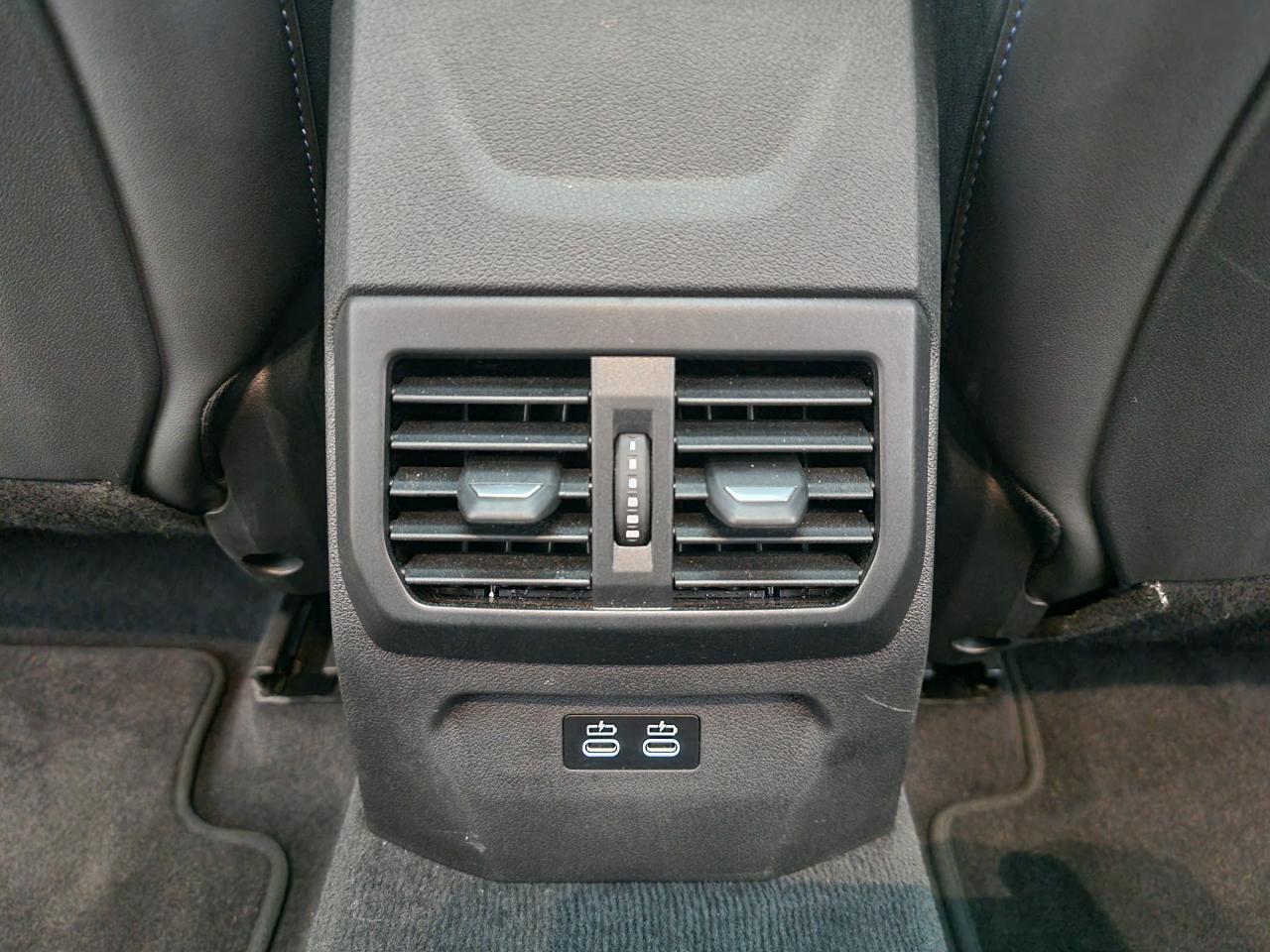 0679-0003284_p68 - BMW - SERIE 1 - 2025 - photo 20