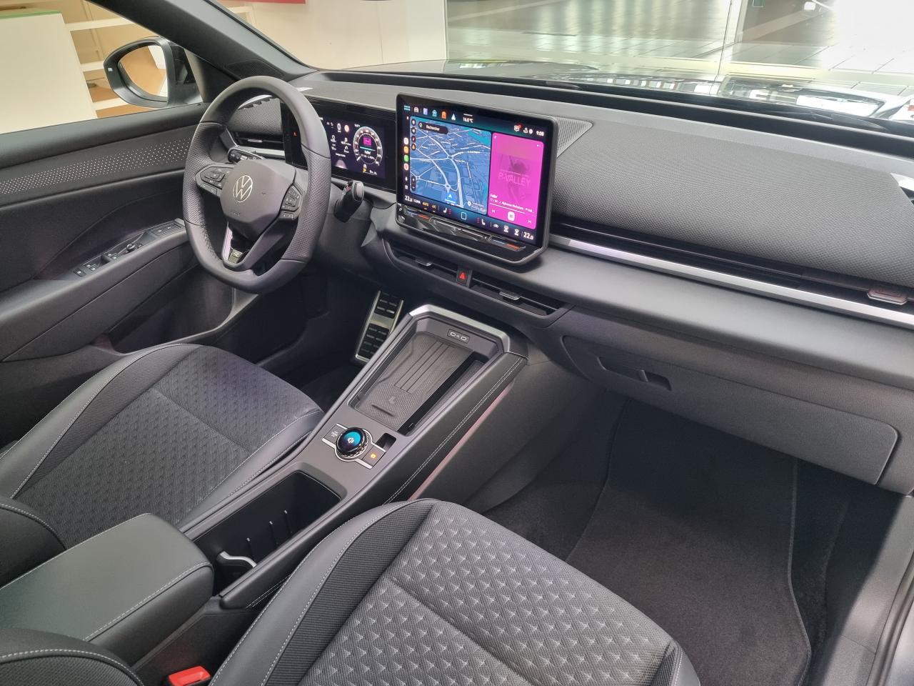 0679-0003290_p68 - VOLKSWAGEN - T ROC - 2026 - photo 3