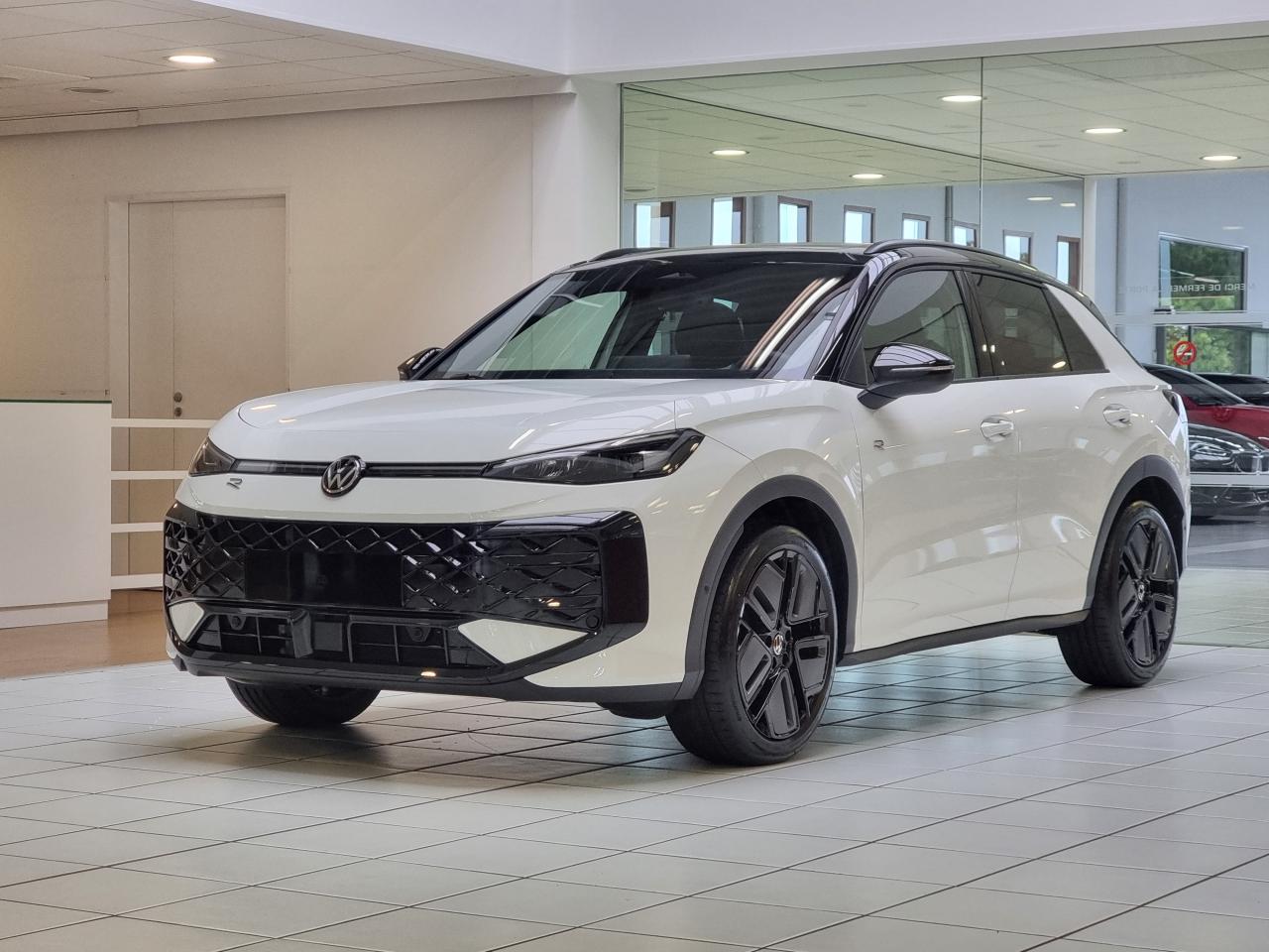 0679-0003294_p68 - VOLKSWAGEN - T ROC - 2026 - photo 1