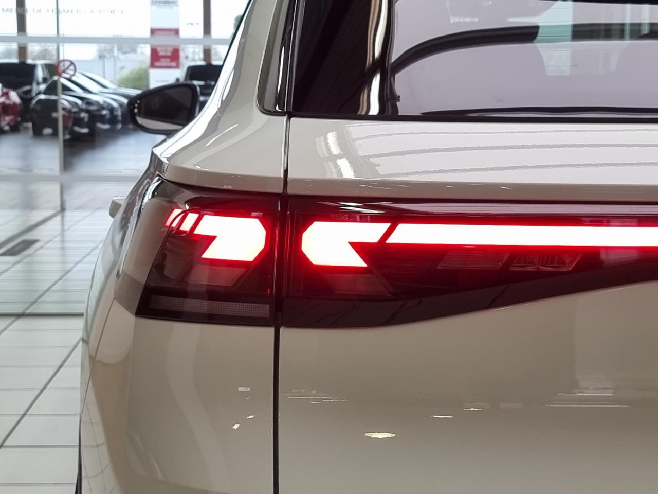 0679-0003294_p68 - VOLKSWAGEN - T ROC - 2026 - photo 7