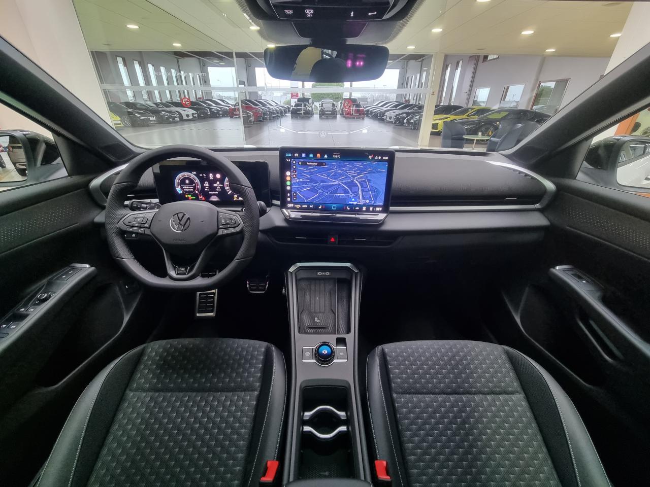 0679-0003294_p68 - VOLKSWAGEN - T ROC - 2026 - photo 9