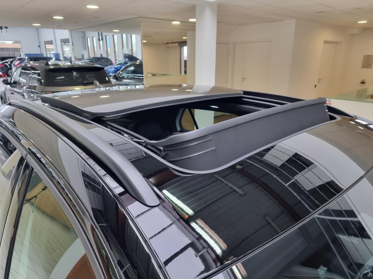 0679-0003294_p68 - VOLKSWAGEN - T ROC - 2026 - photo 23