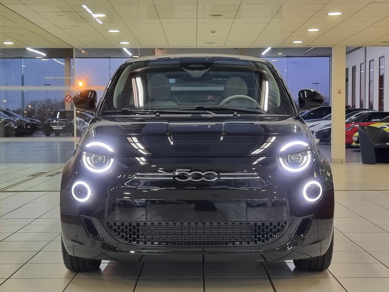 0679-0003300_p68 - FIAT - 500 - 2023 - photo 3