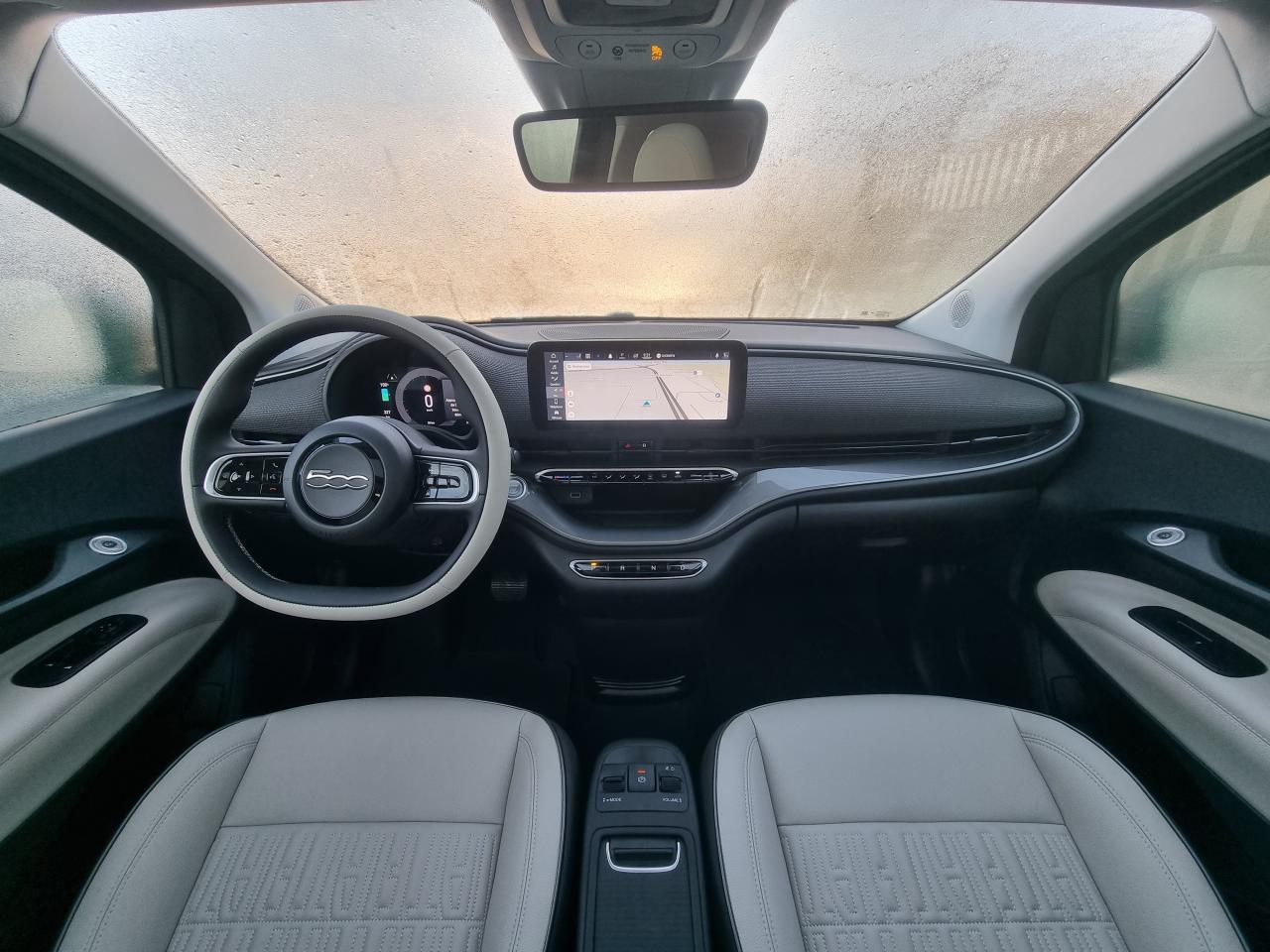 0679-0003300_p68 - FIAT - 500 - 2023 - photo 11