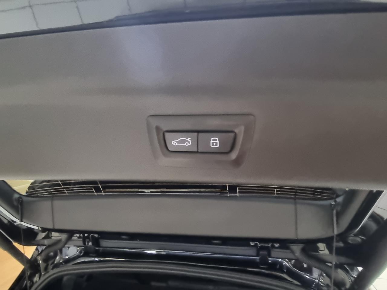 0679-0003322_p68 - BMW - X1 - 2025 - photo 13