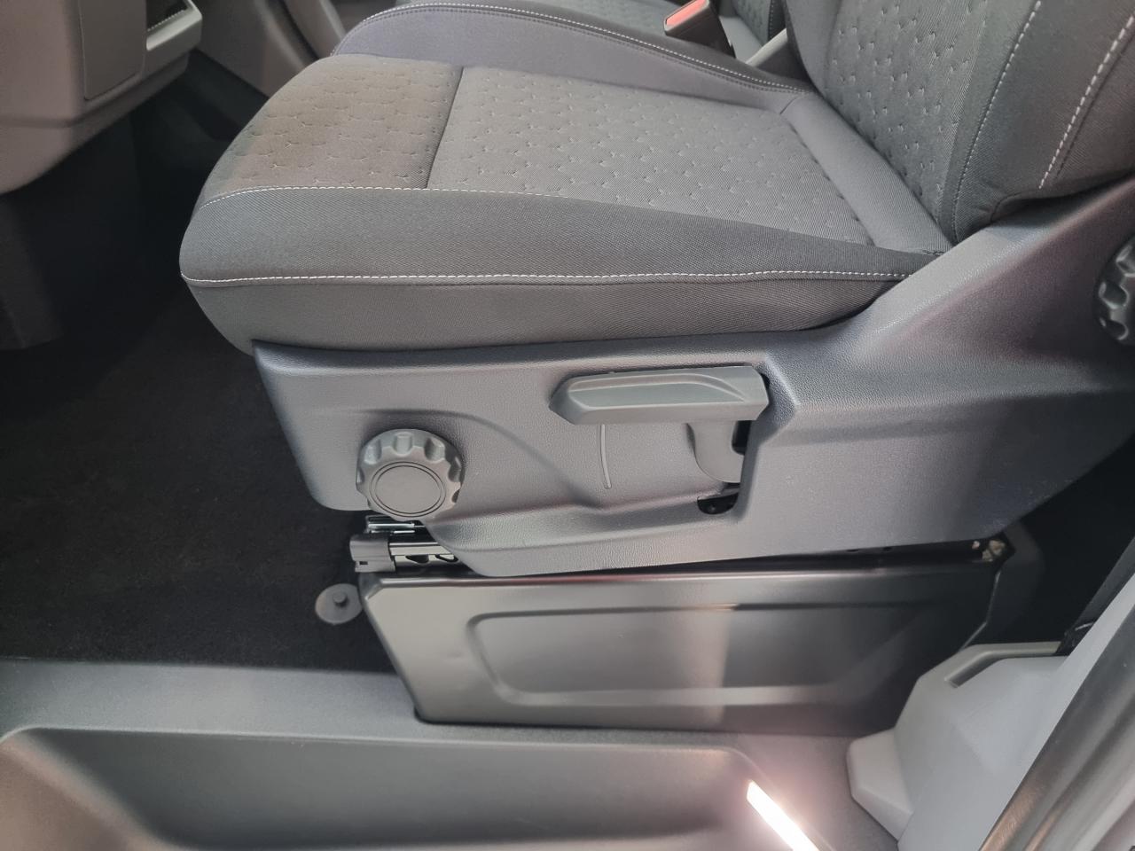 0679-0003327_p68 - FORD - TRANSIT - 2025 - photo 16