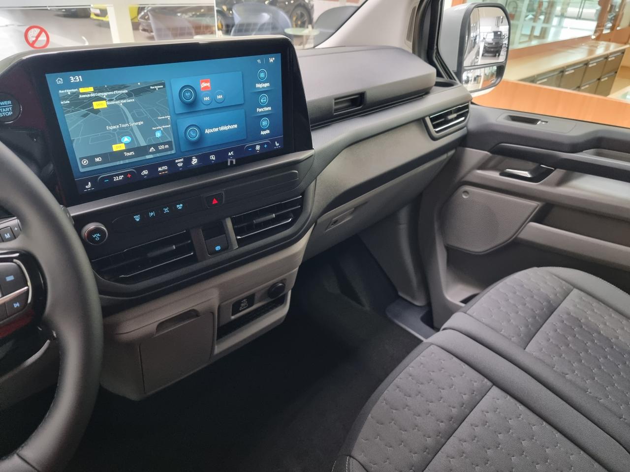 0679-0003327_p68 - FORD - TRANSIT - 2025 - photo 4