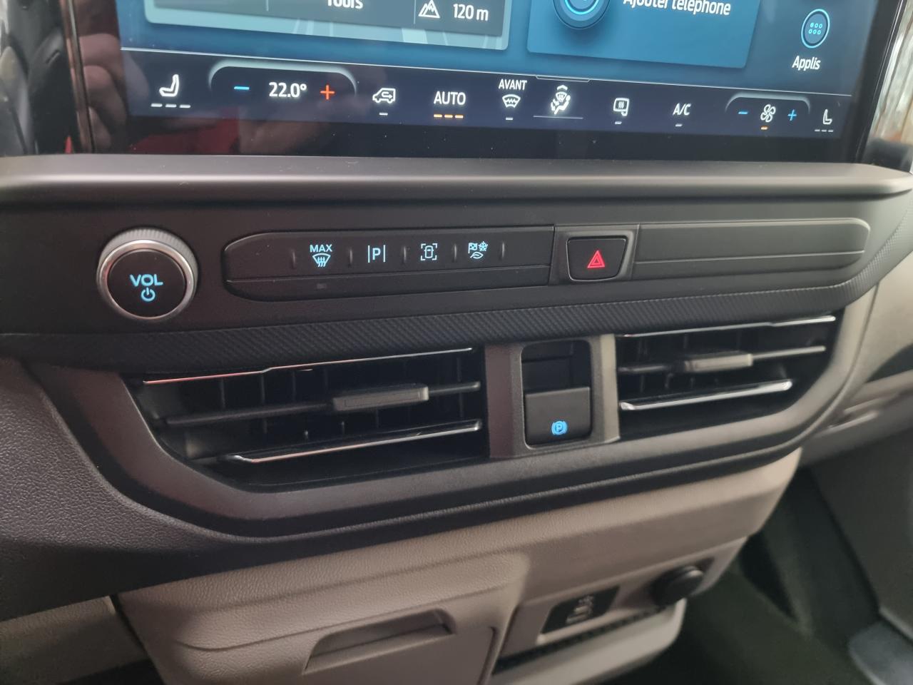 0679-0003327_p68 - FORD - TRANSIT - 2025 - photo 19