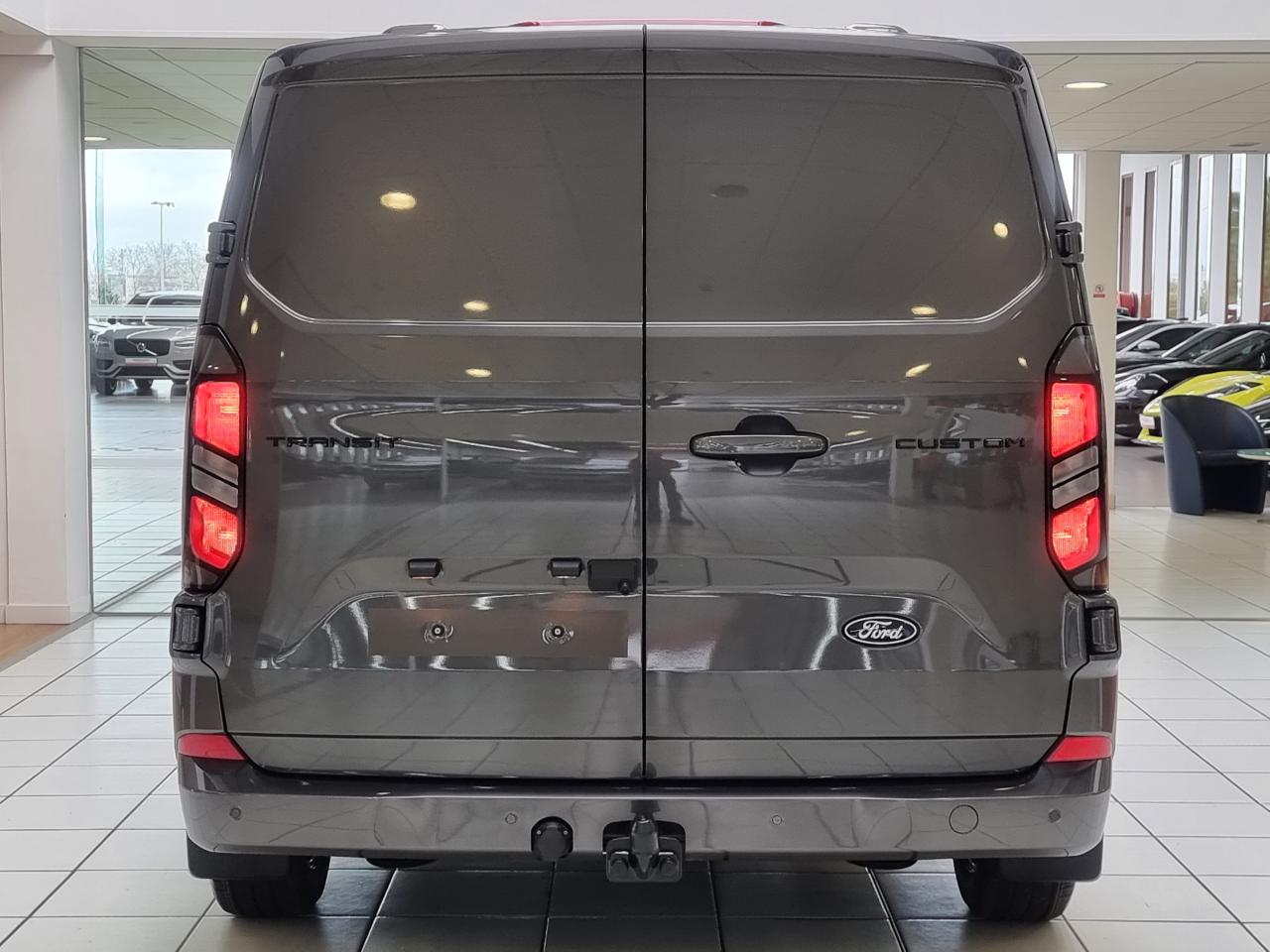 0679-0003328_p68 - FORD - TRANSIT - 2025 - photo 25