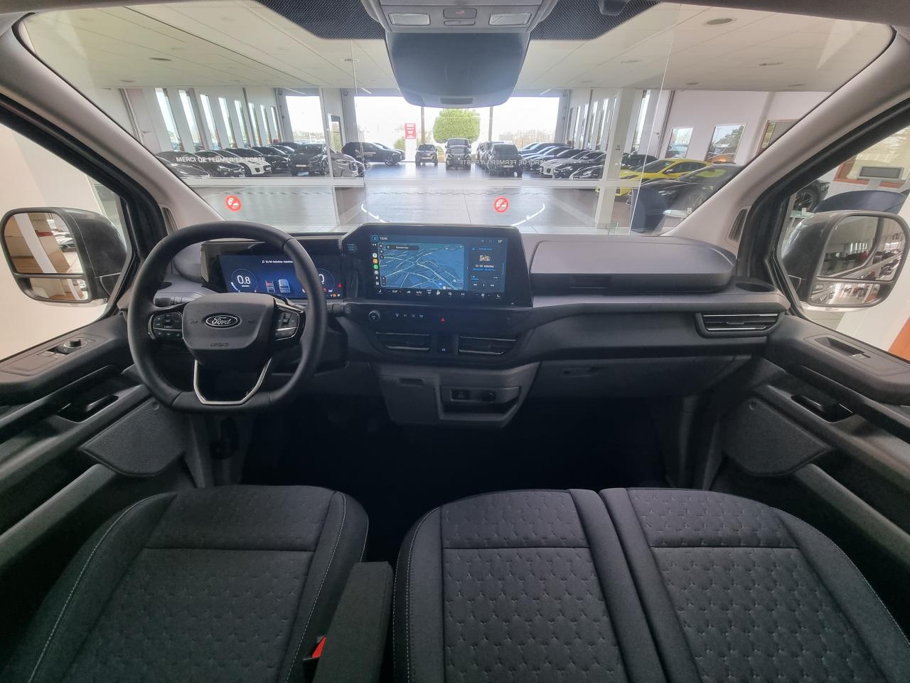 0679-0003328_p68 - FORD - TRANSIT - 2025 - photo 9