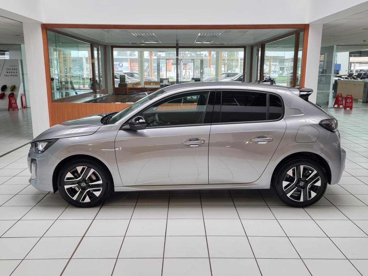 0679-0003329_p68 - PEUGEOT - 208 - 2026 - photo 28