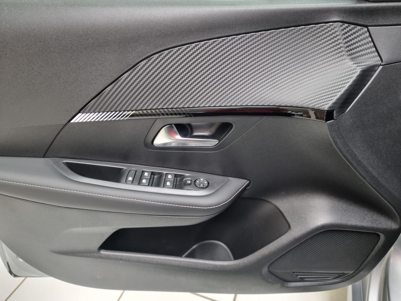 0679-0003330_p68 - PEUGEOT - 208 - 2026 - photo 15