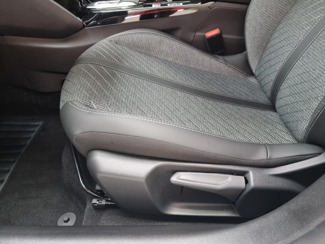 0679-0003331_p68 - PEUGEOT - 208 - 2026 - photo 14