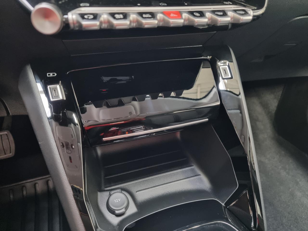 0679-0003336_p68 - PEUGEOT - 208 - 2026 - photo 17