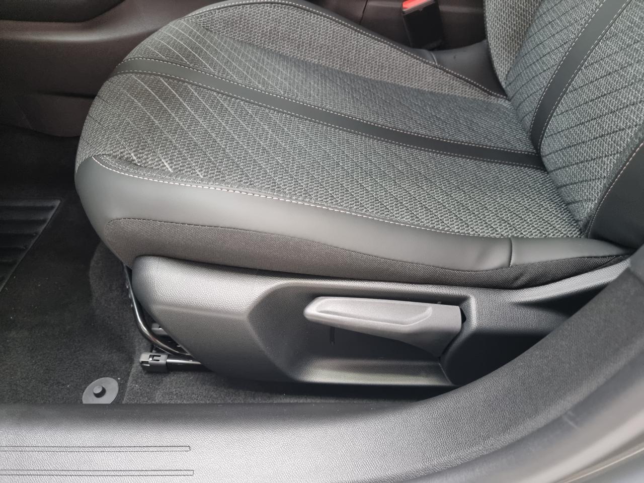 0679-0003337_p68 - PEUGEOT - 208 - 2026 - photo 14